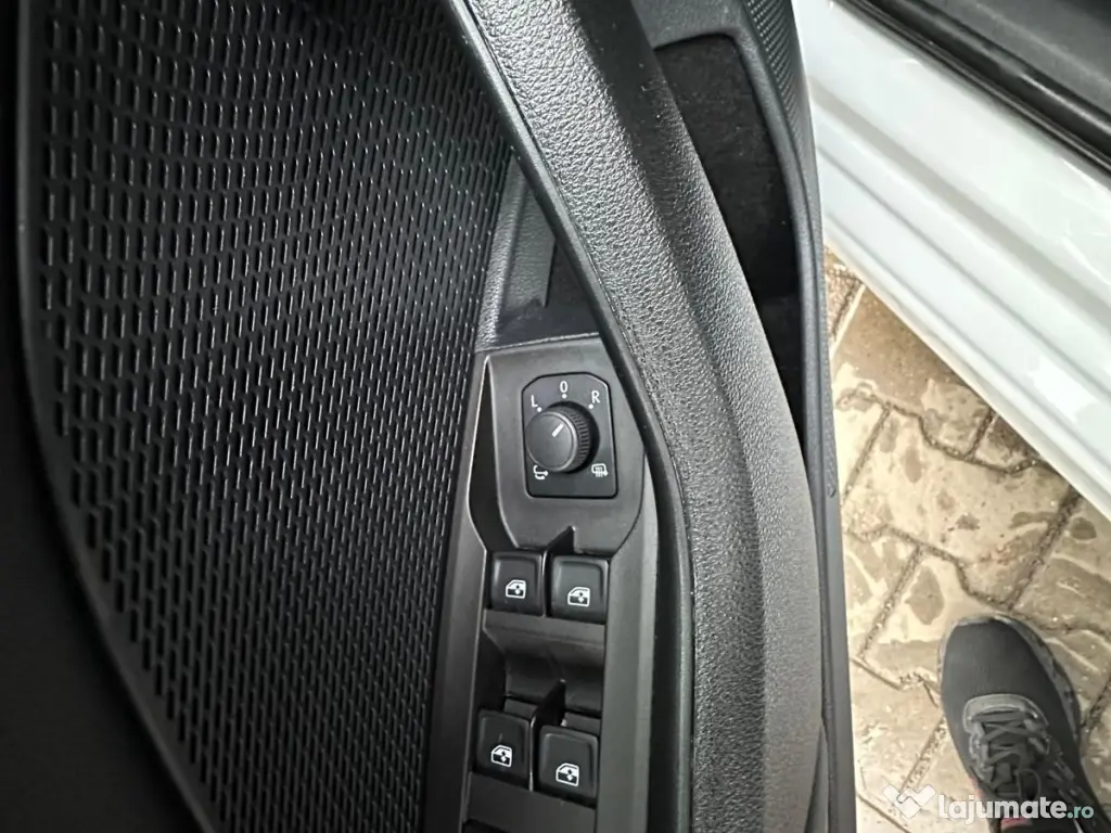 Skoda Octavia Combi 2021 • 45.000 km • 1.5 TSI • Manual • Ambition