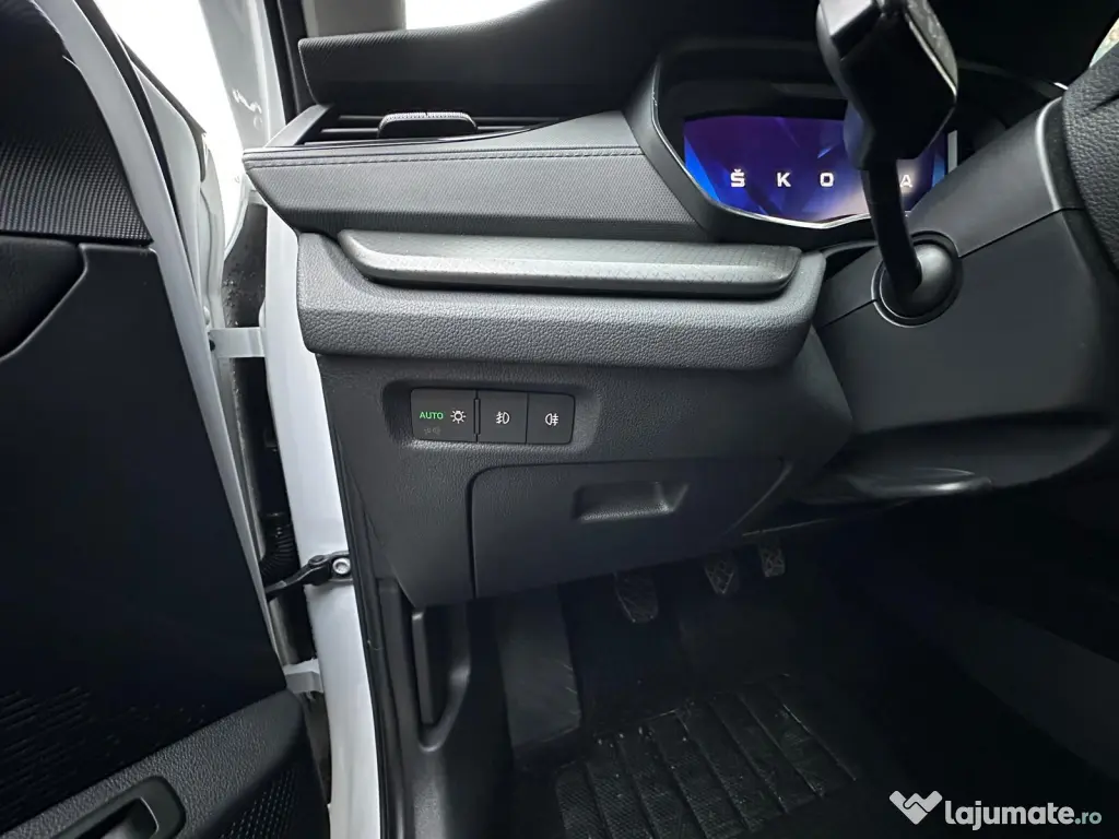 Skoda Octavia Combi 2021 • 45.000 km • 1.5 TSI • Manual • Ambition