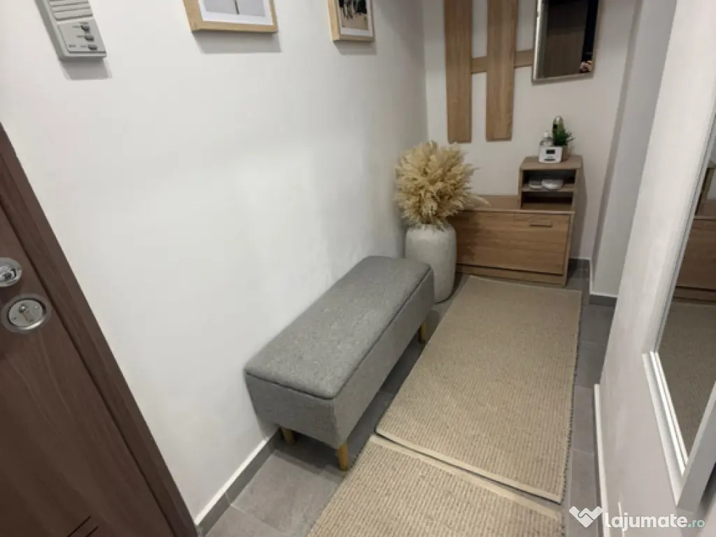 Închiriez garsonieră în regim hotelier în Roman