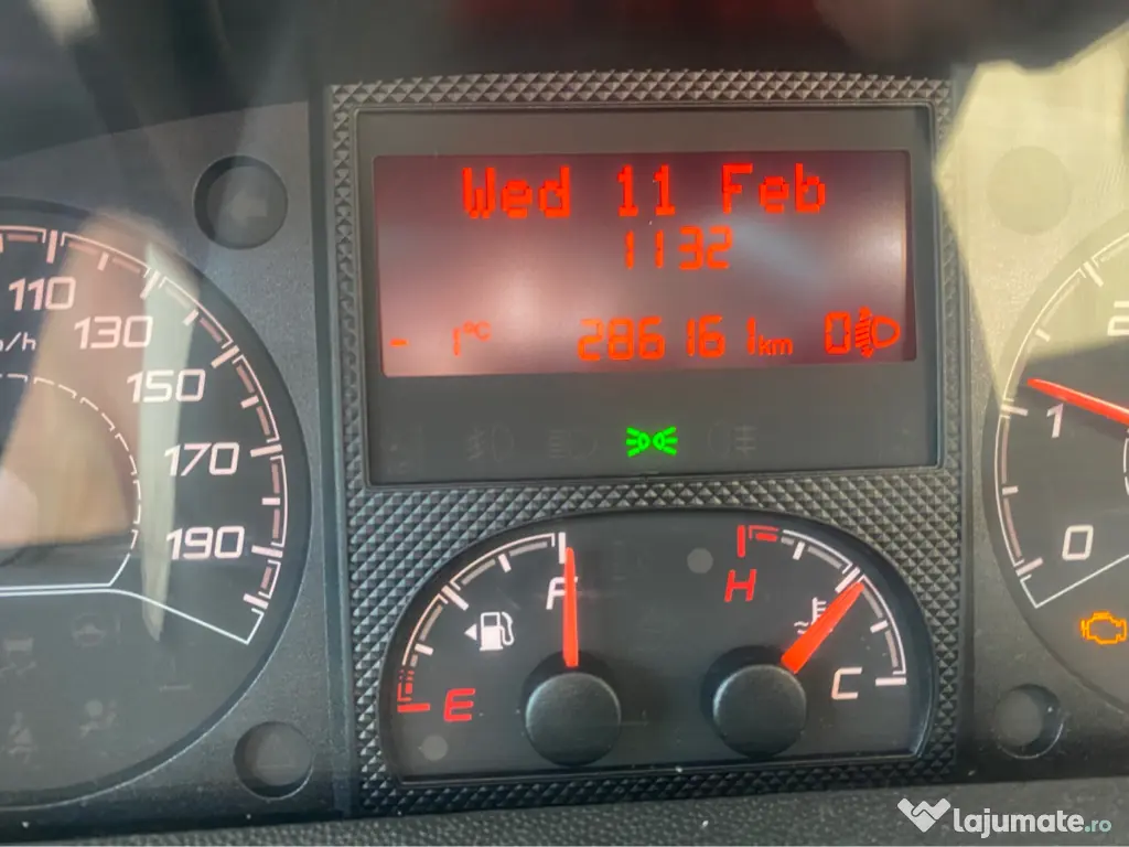 Ceasuri bord noi bune merg fain 