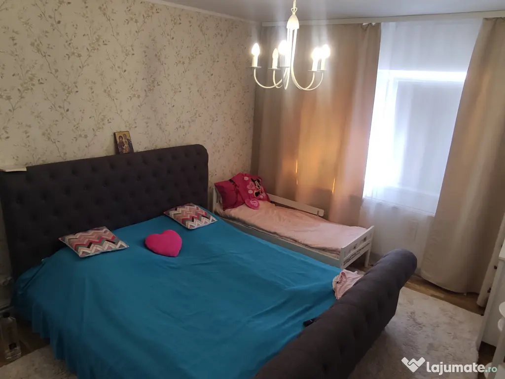 Apartament 3 camere de închiriat Vest 