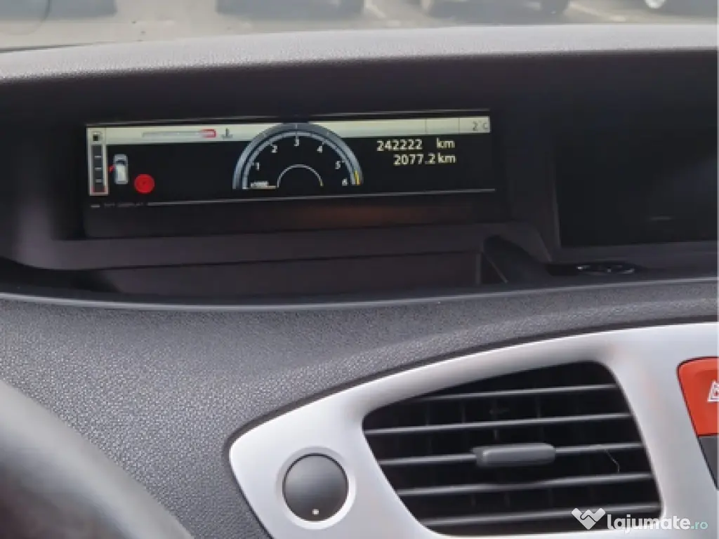 Renault MEGANE Scenic 