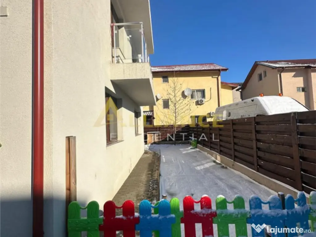 Casa individuala 8 camere, 3 bai - 300 mp Teren, Metrou Dimi