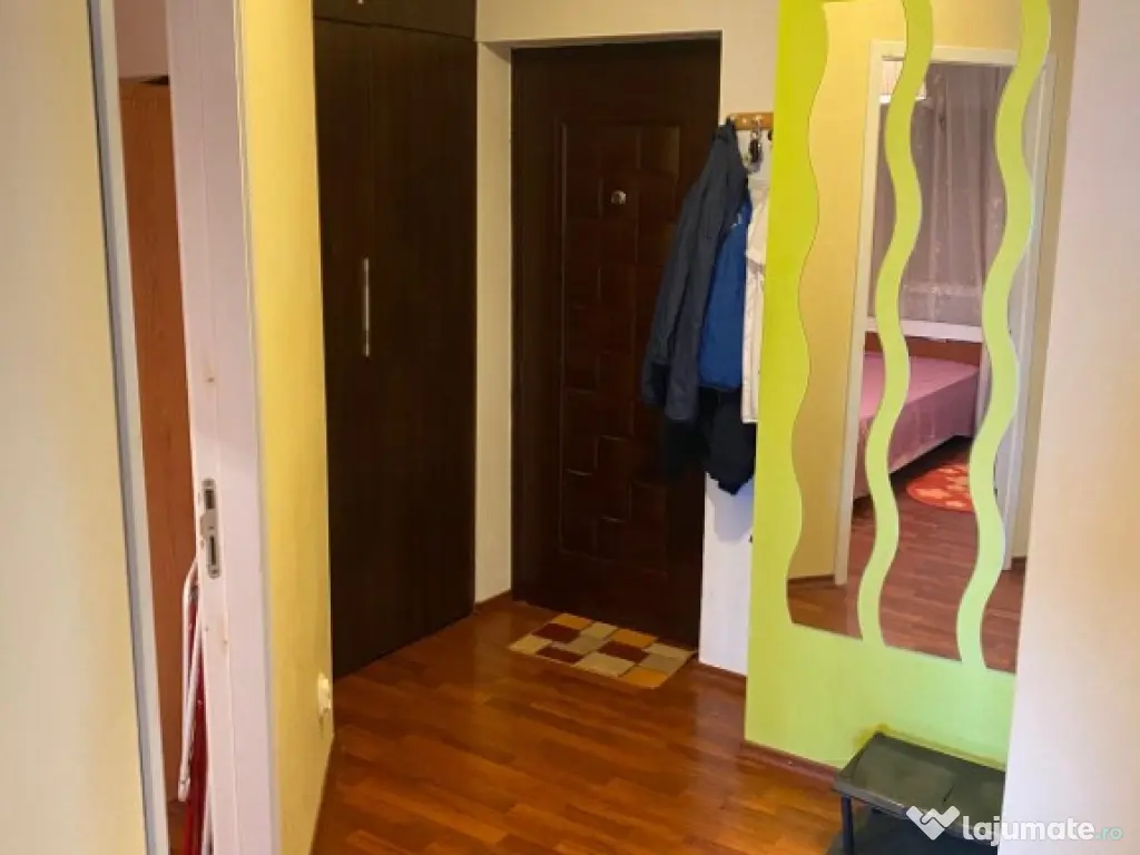 Apartament 3 camere, zona UTA ARED R6 