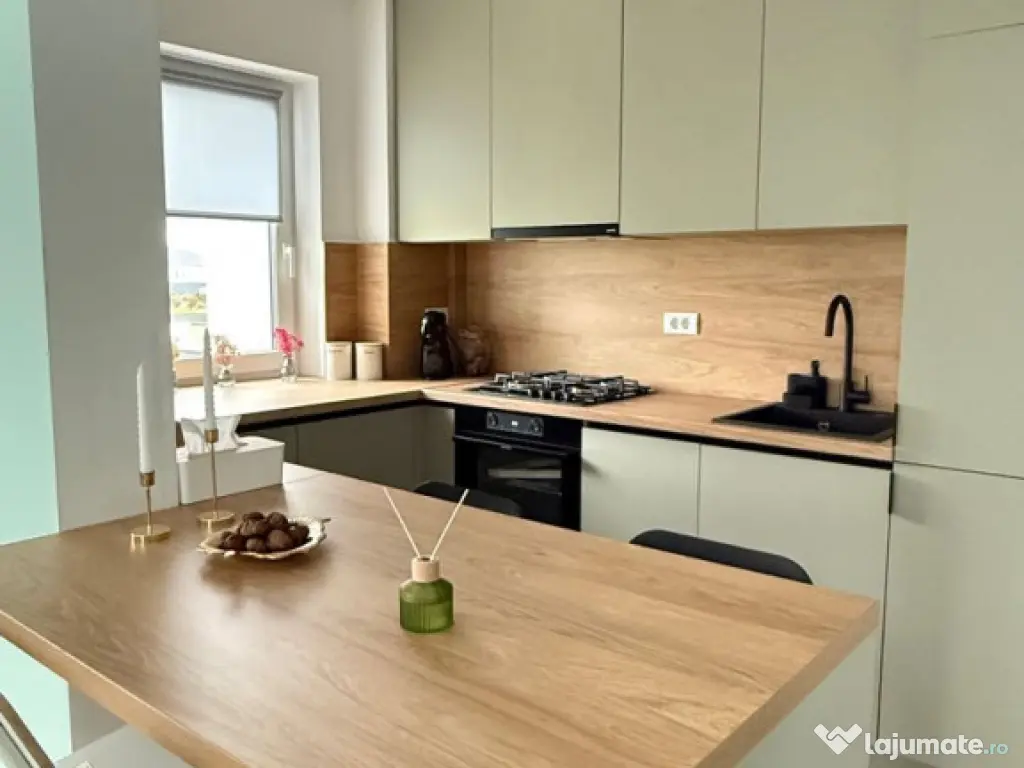 Apartament 2 camere Top City lux,vedere munti,158000 Euro