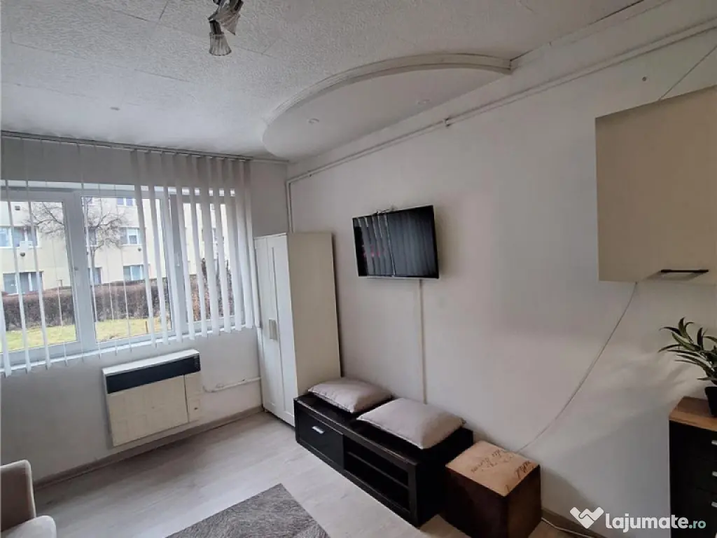 Garsoniera mobilata zona Noua