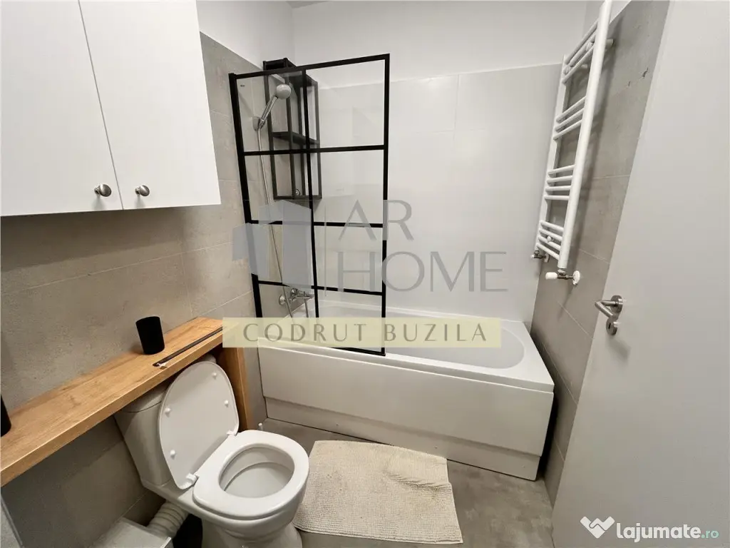 Garsoniera de lux, parcare privata, zona Cartier Albert 