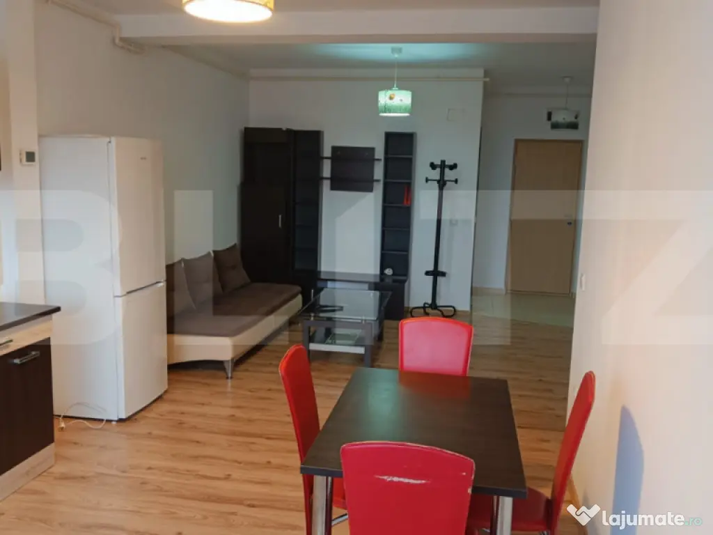 Apartament 2 camere, 58 mp, parcare cu CF, balcon, zona Some 