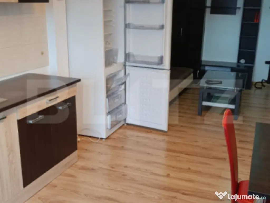 Apartament 2 camere, 58 mp, parcare cu CF, balcon, zona Some 