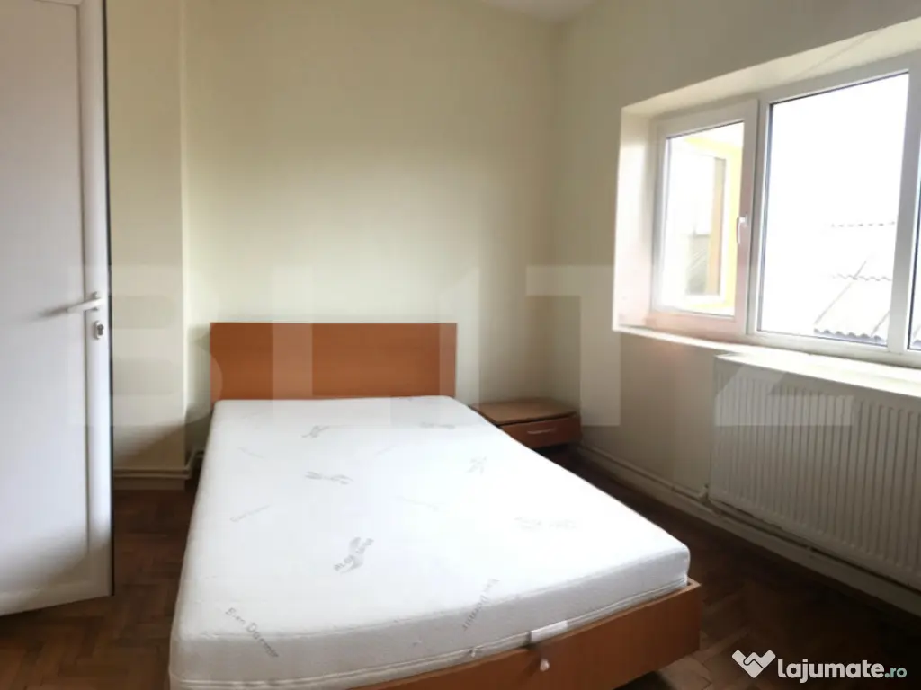 Casă de vânzare, 354 mp, zona Titu