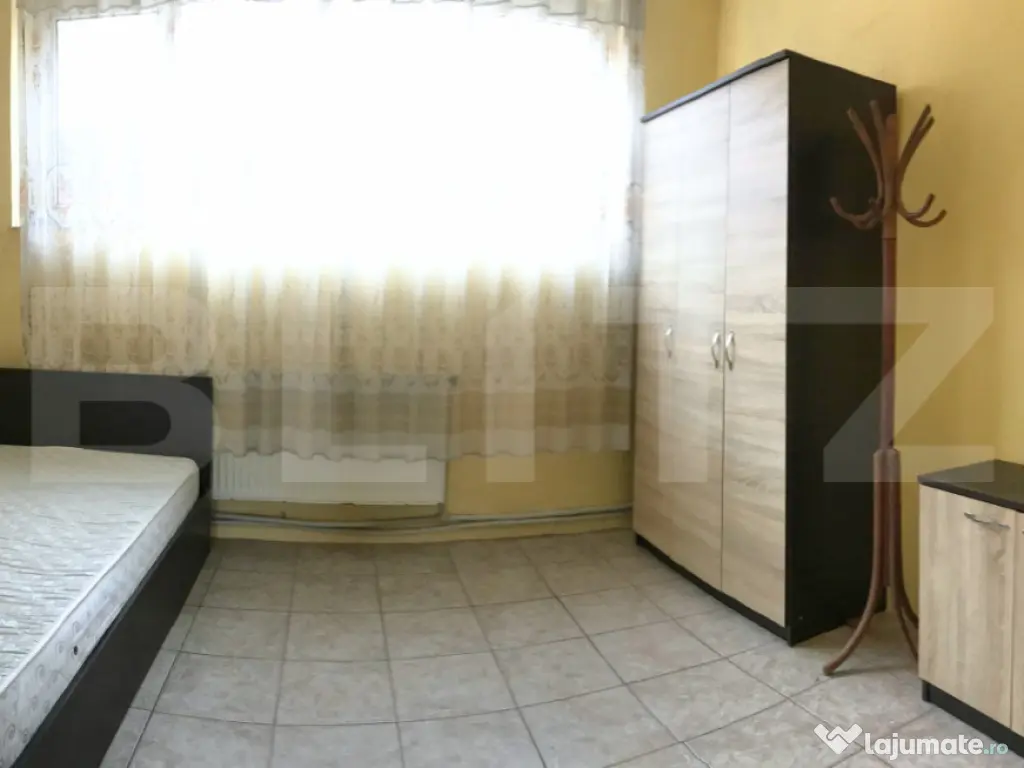 Casă de vânzare, 354 mp, zona Titu