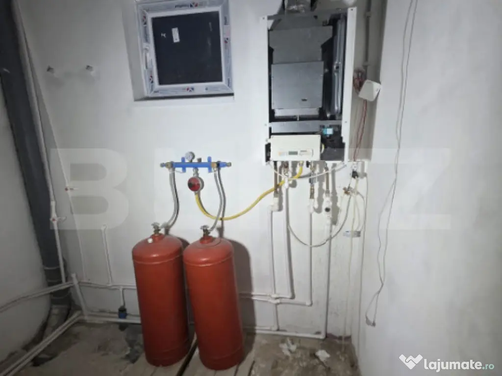 Casa 148 mp, zona Priseaca 