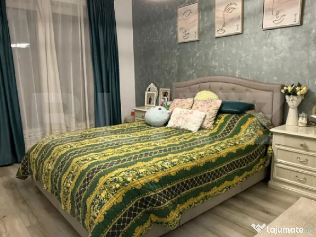 Apartament 3 camere, parcare, 76 mp, lift, boxa, zona Tracto 