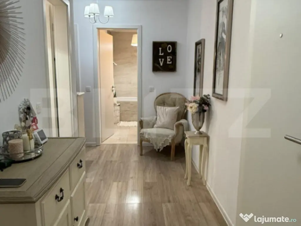 Apartament 3 camere, parcare, 76 mp, lift, boxa, zona Tracto 