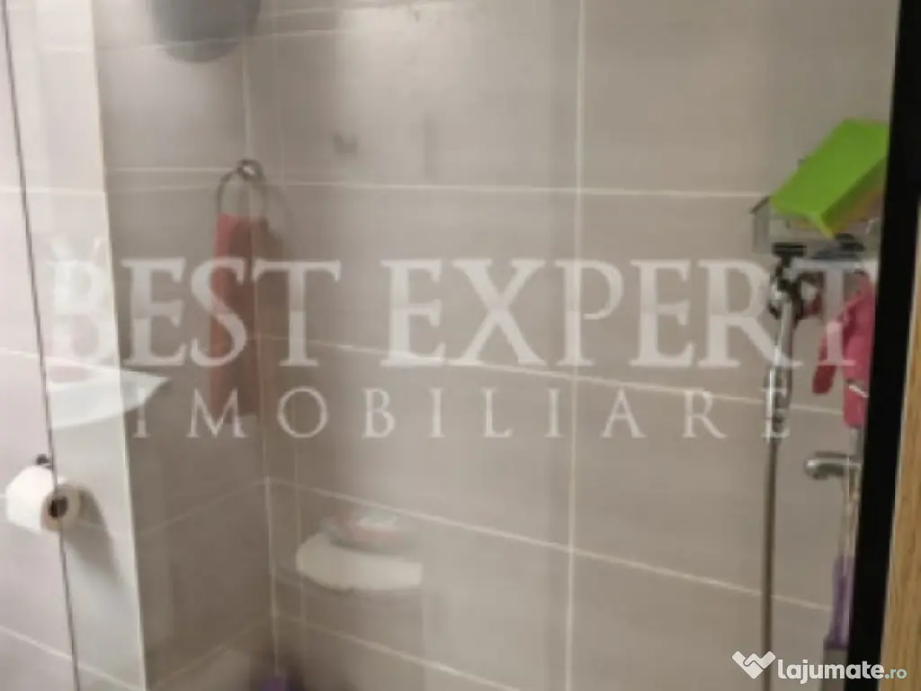 Apartament 4 camere cu geam la baie, bloc reabilitat, 5 min 