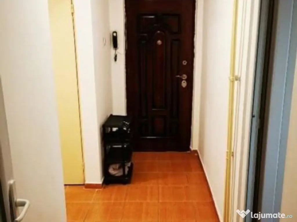 2 camere decomandat – Zona Berceni 