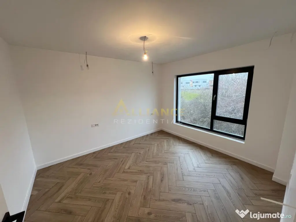 Casa Individuala - 3 camere - 2 bai - 215mp teren