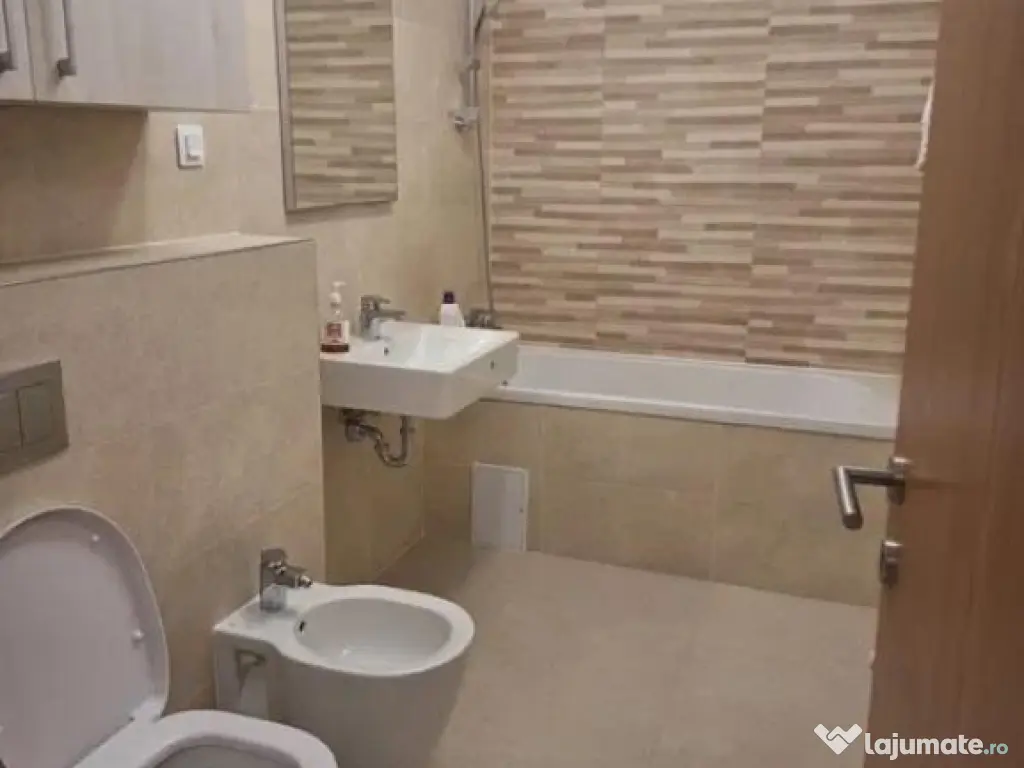 Apartament 2 Camere la prima 