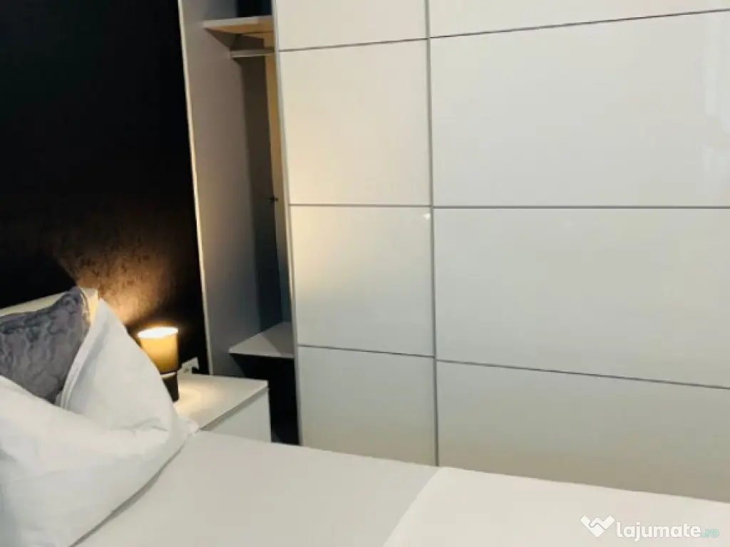 Apartament 2 camere de vanzare, in zona Mamaia-Sat 