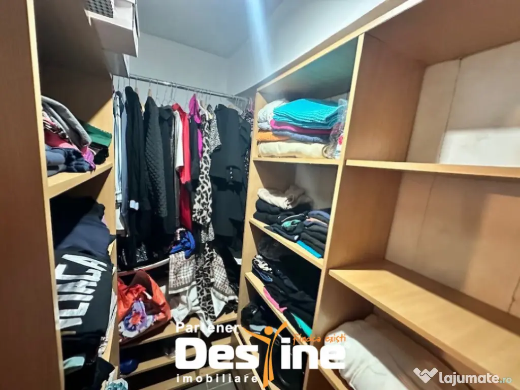 Apartament 3 camere renovat + loc parcare, zona Sebastian