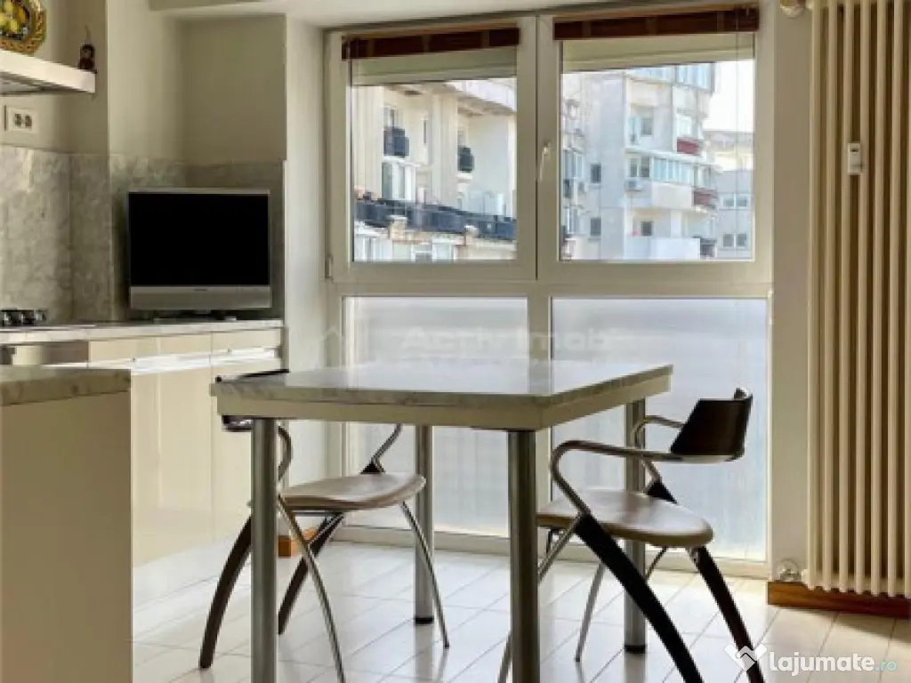 3 Camere, Lux, B-dul Unirii 