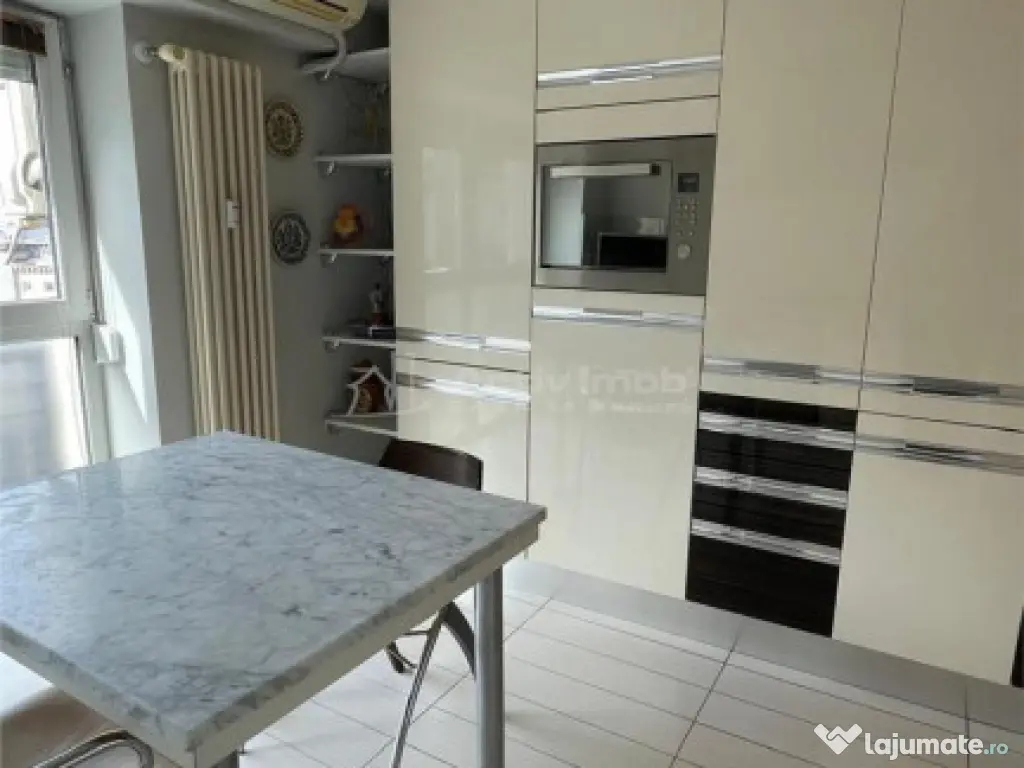 3 Camere, Lux, B-dul Unirii 