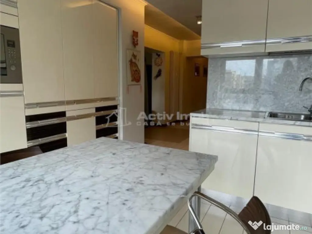 3 Camere, Lux, B-dul Unirii 