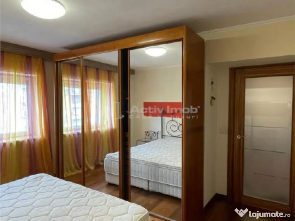 3 Camere, Lux, B-dul Unirii 