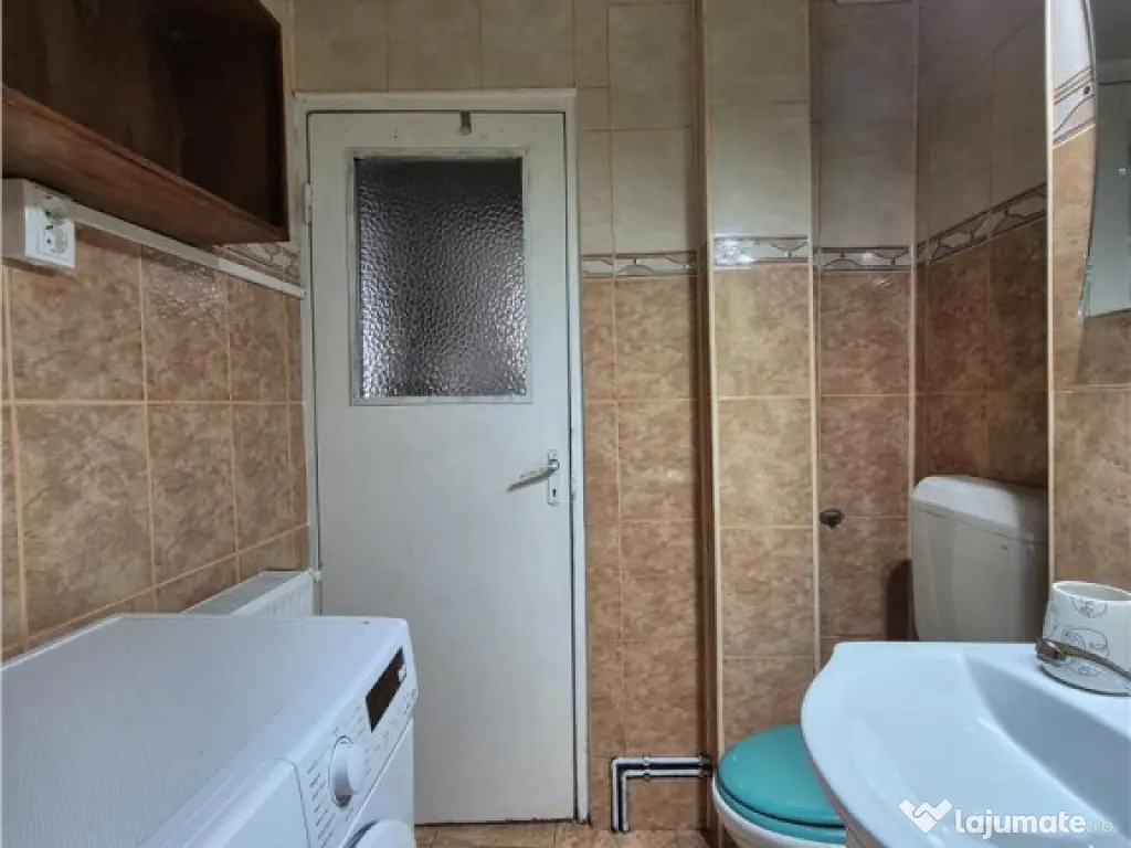 Garsoniera cu loc de parcare si boxa -NEGOCIABIL 