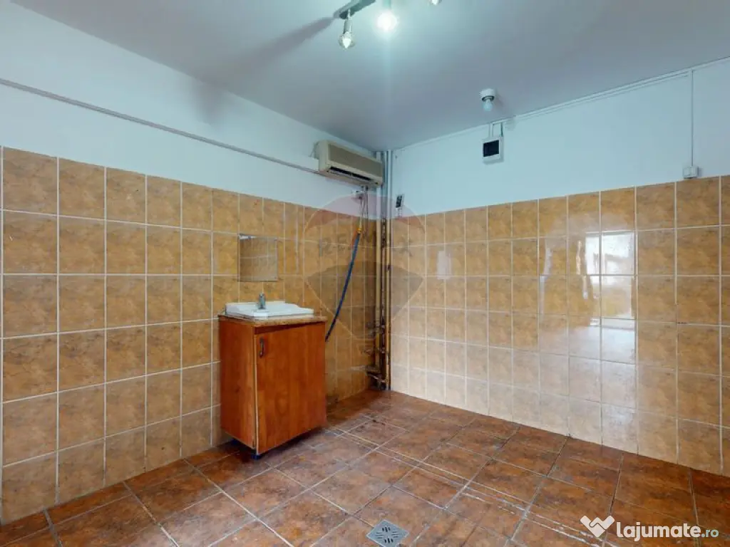 Spațiu comercial de închiriat | Zona Florilor | Aleea V... 