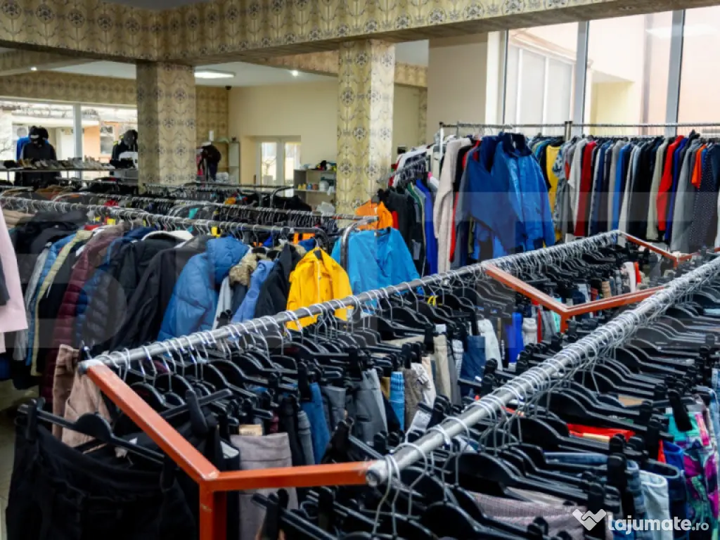 Casă 220 mp + Spațiu Comercial 105 mp - Piața Centrală