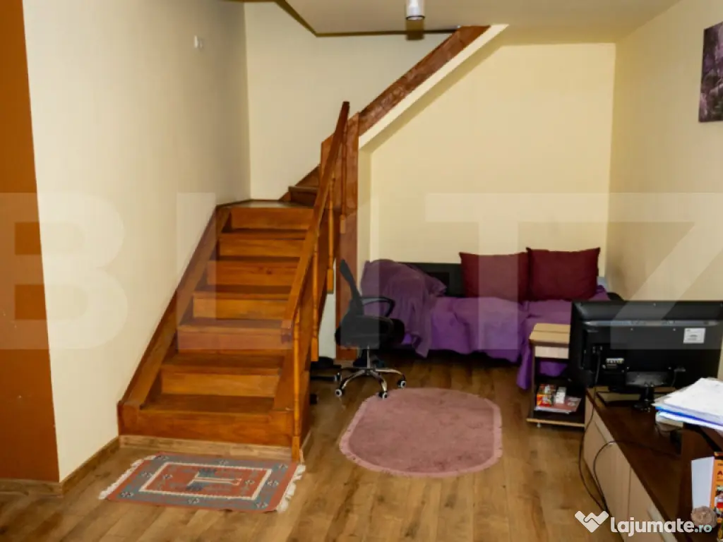 Casă 220 mp + Spațiu Comercial 105 mp - Piața Centrală