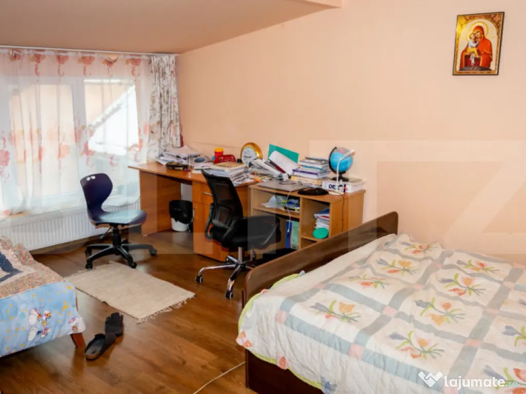 Casă 220 mp + Spațiu Comercial 105 mp - Piața Centrală