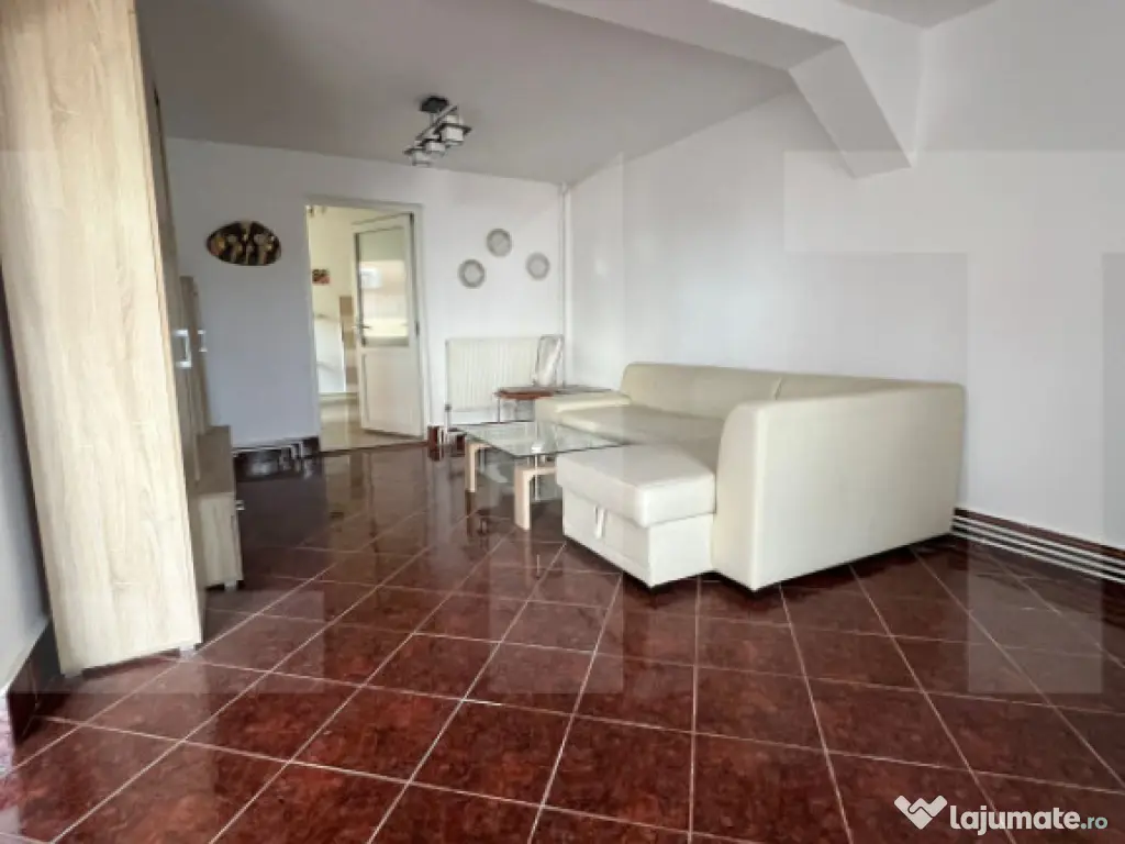Casa de vanzare, 158 mp, zona Ronat
