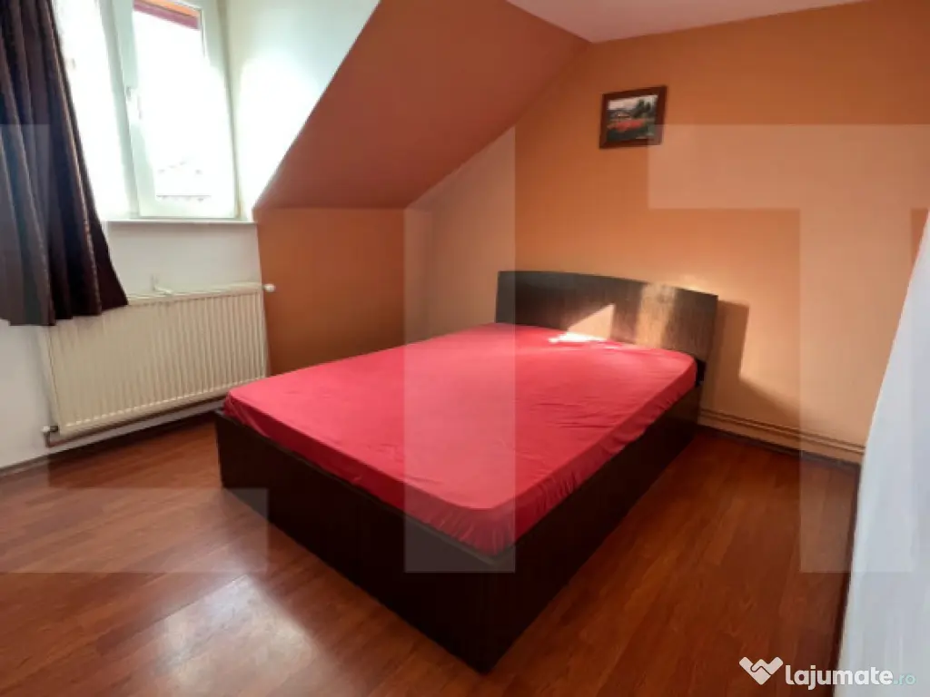 Casa de vanzare, 158 mp, zona Ronat