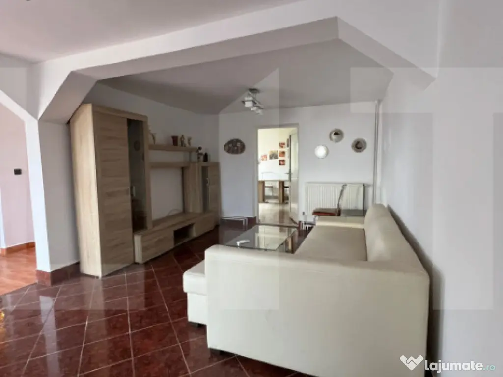 Casa de vanzare, 158 mp, zona Ronat