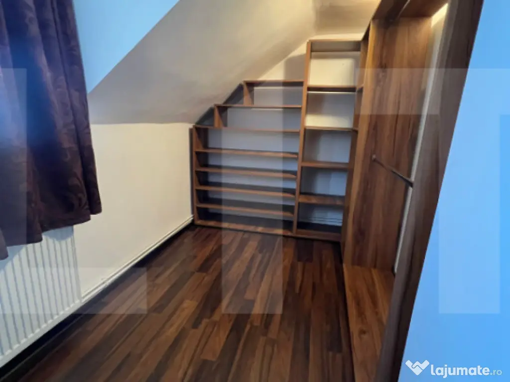 Casa de vanzare, 158 mp, zona Ronat