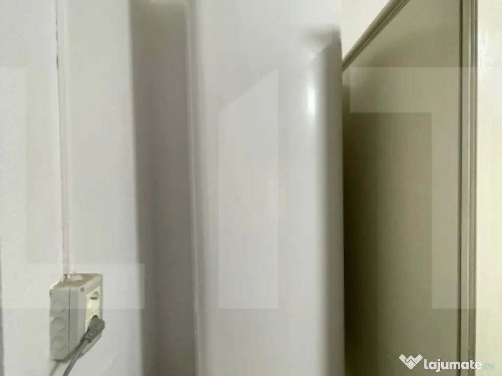 Apartament 4 camere, 82 mp, zona Lipovei 