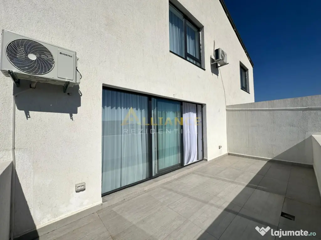 APARATORII PATRIEI | Penthouse 3 camere-119 mp 