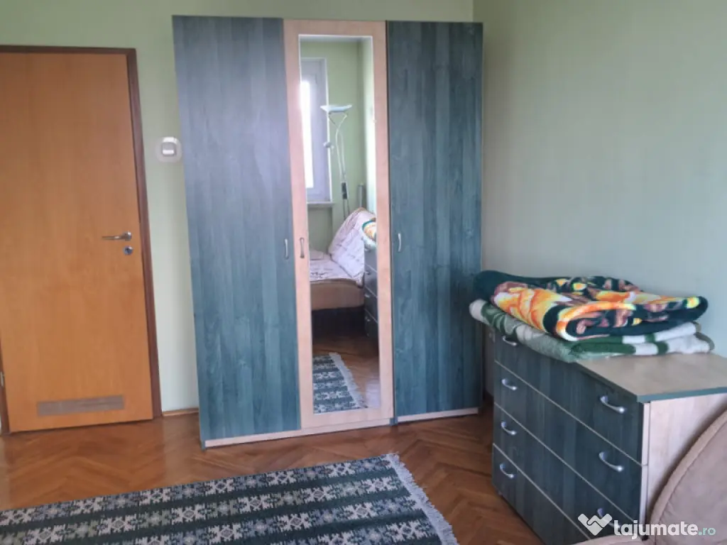 Apartament 3 camere, 100 mp, zona Ultracentral