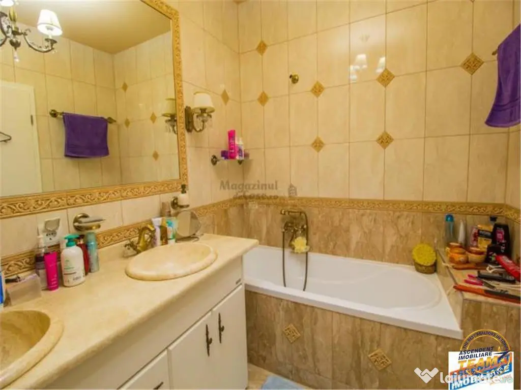 Penthouse extravagant,living spectaculos, semineu,terase gen