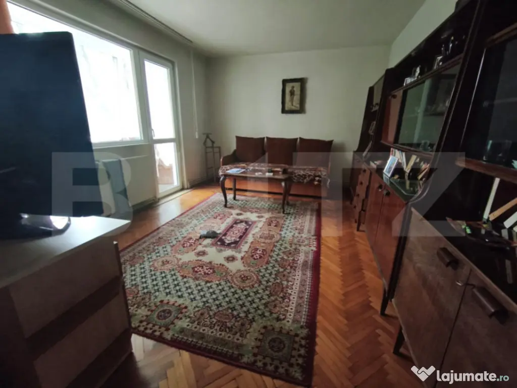 Apartament 3 camere decomandate – Inima cartierului Gheorg 