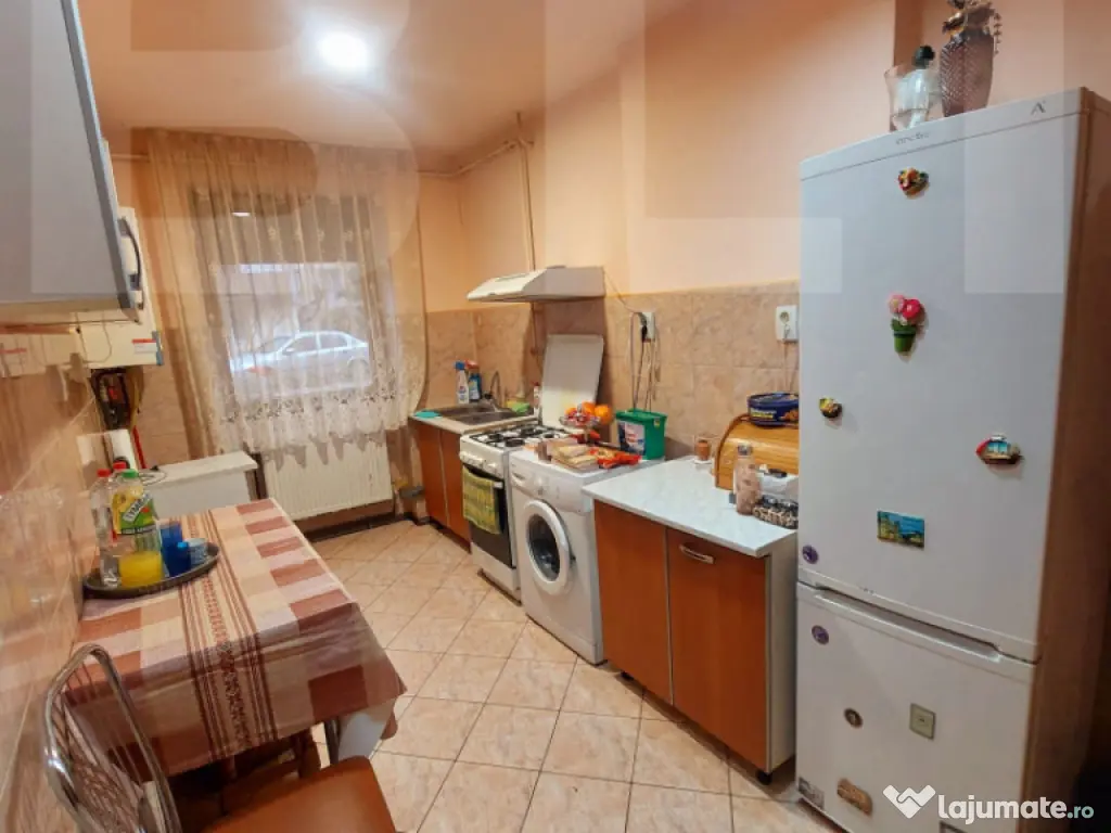 Vand apartament zona centrala 