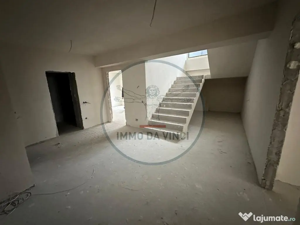 Penthouse West Tower