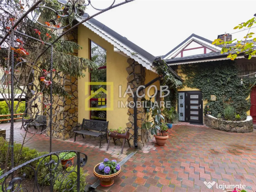 Casa P M, comuna Margineni, Bacau