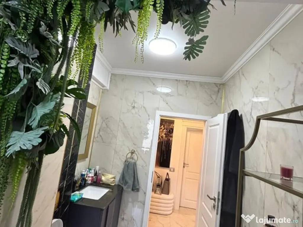 Apartament 3 camere zona Elvila