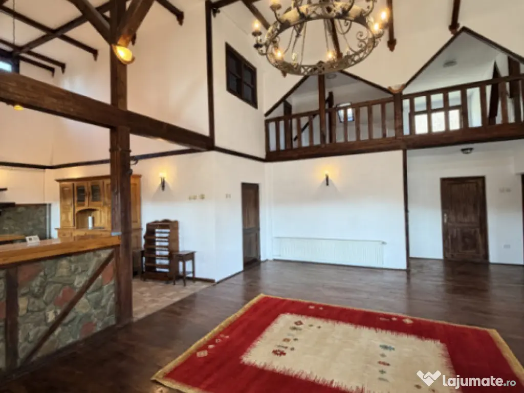 Refugiu Exclusivist Prahova Casa cu 5.2 ha, Panoramă Pârâ