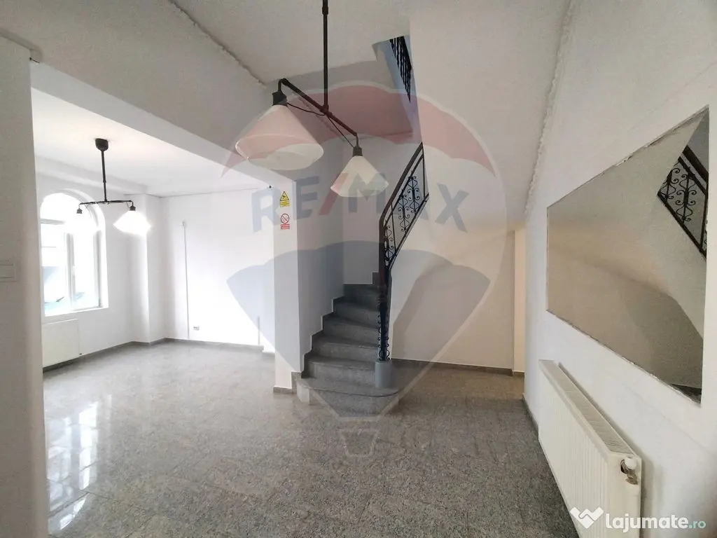 Ultracentral - Vilă 323 mp - Ideală sediu firmă / clin...