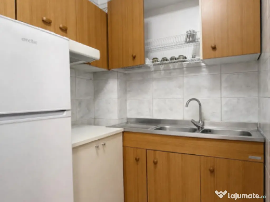 Splaiul Unirii – stradal, 3 camere decomandat, 80 mp - Lan