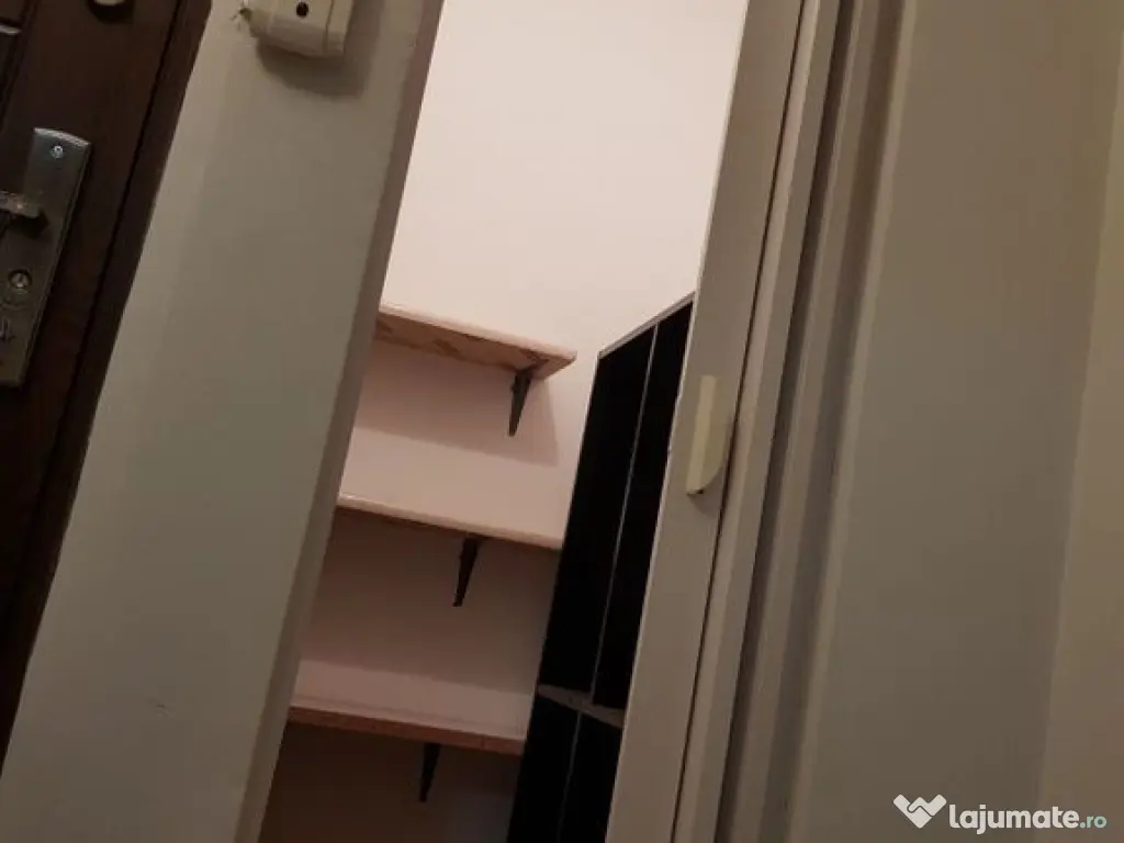 Apartament 2 camere la metrou Eroii Revolutiei 